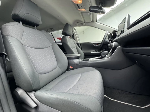 Toyota Rav4 2.5l 220H Advance