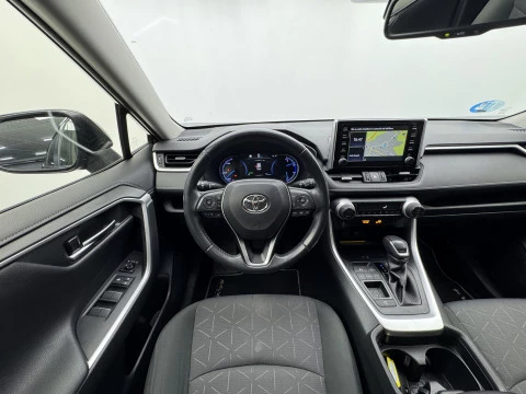 Toyota Rav4 2.5l 220H Advance