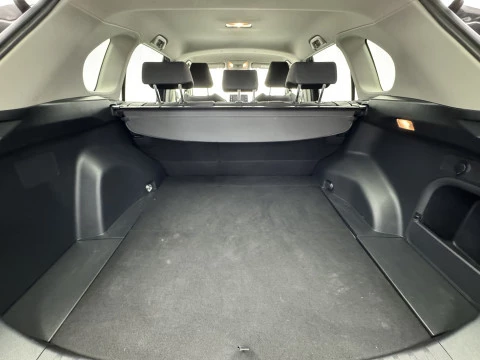 Toyota Rav4 2.5l 220H Advance