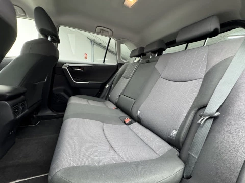 Toyota Rav4 2.5l 220H Advance