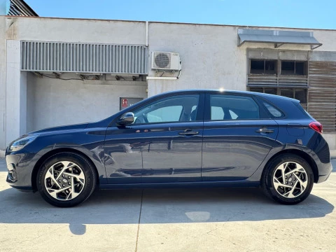Hyundai i30 KLASS 1.0 TGDI 100CV MHEV 5P