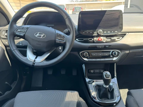 Hyundai i30 KLASS 1.0 TGDI 100CV MHEV 5P