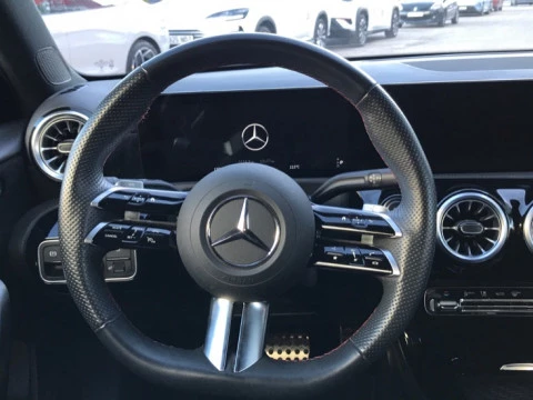 Mercedes-Benz Clase A  180 Compacto