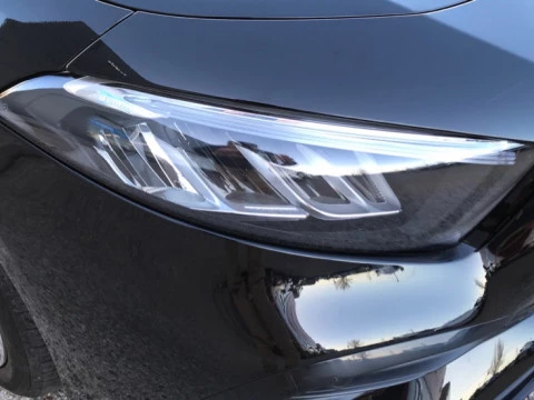 Mercedes-Benz Clase A  180 Compacto