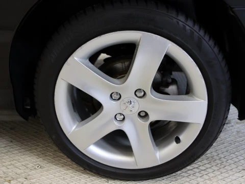 Peugeot 308 SW 2.0 HDI PREMIUM 5P