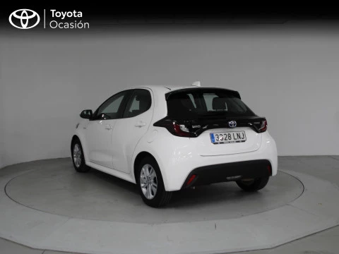 Toyota Yaris 1.5 120H Business Plus