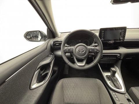 Toyota Yaris 1.5 120H Business Plus