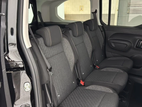 Peugeot Rifter Allure BlueHDi 130 S&S EAT8 Long M1 7 Plazas