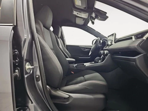 Toyota Rav4 2.5l PLUG-IN 300PH (e-CVT) Advance