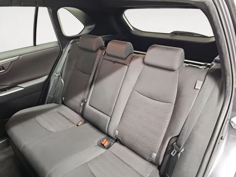 Toyota Rav4 2.5l PLUG-IN 300PH (e-CVT) Advance