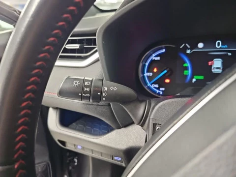 Toyota Rav4 2.5l PLUG-IN 300PH (e-CVT) Advance