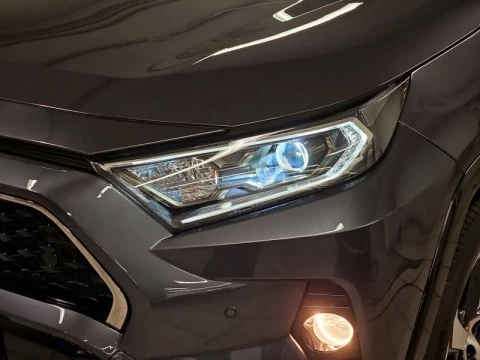 Toyota Rav4 2.5l PLUG-IN 300PH (e-CVT) Advance
