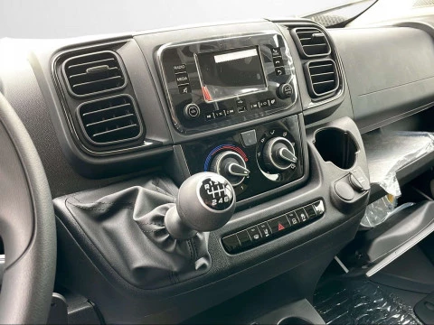 Citroën Jumper Furgón 3.5 L3H2 Diésel 140 CV Manual