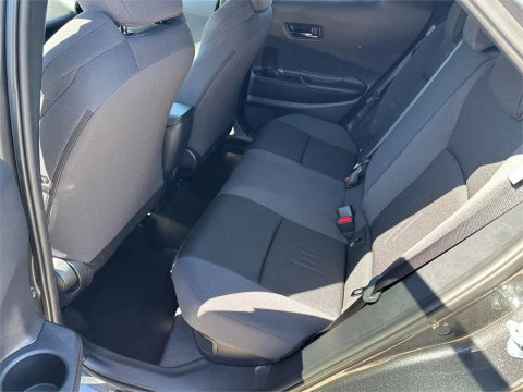 Toyota C-HR - Advance Hybrid 140