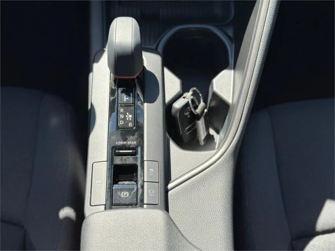 Toyota C-HR - Advance Hybrid 140