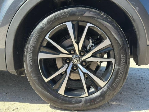 Toyota C-HR - Advance Hybrid 140