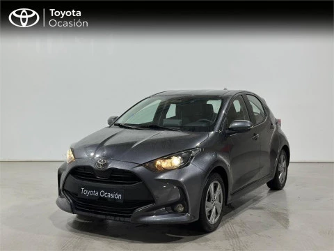 Toyota Yaris ACTIVE PLUS