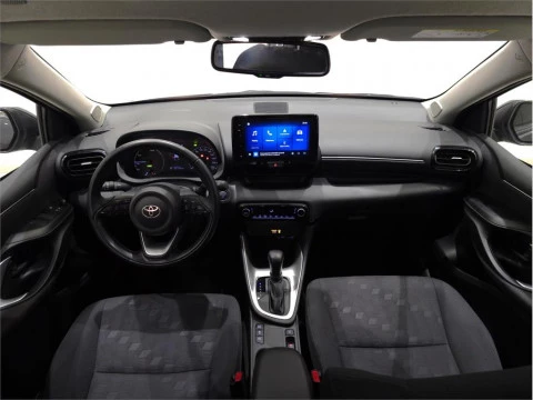 Toyota Yaris ACTIVE PLUS