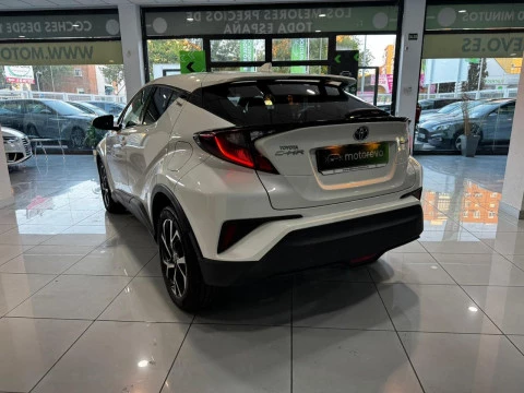 Toyota C-HR 1.8 125H ADVANCE