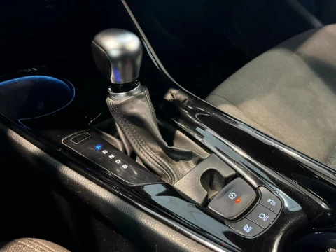 Toyota C-HR 1.8 125H ADVANCE