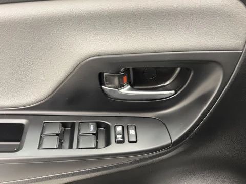 Toyota Yaris 1.5 Hybrid Active 74 kW (100 CV)