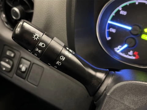 Toyota Yaris 1.5 Hybrid Active 74 kW (100 CV)