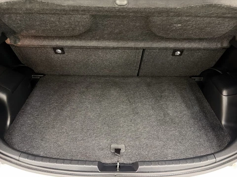 Toyota Yaris 1.5 Hybrid Active 74 kW (100 CV)