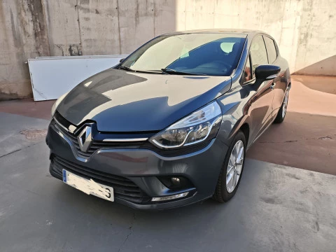 Renault Clio Limited TCe 66kW (90CV) -18