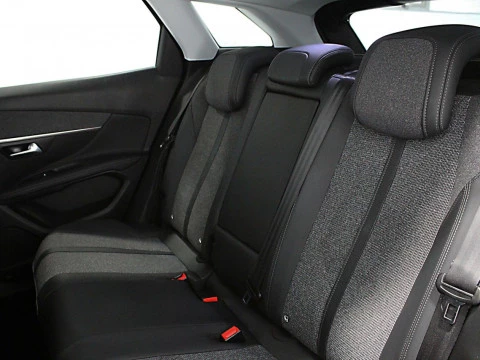 Peugeot 3008 1.2 PureTech 96KW (130CV) S&S Allure