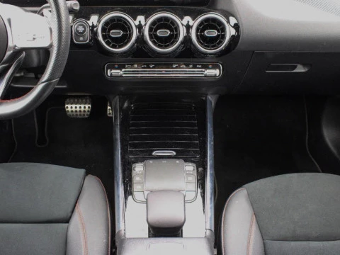 Mercedes-Benz Clase B 2.0 B 200 D DCT 150 5P