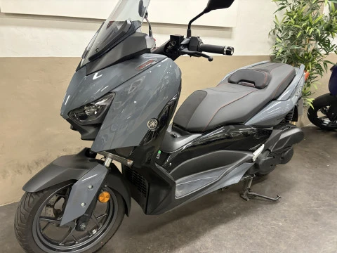 Yamaha XMAX 125 Tech Max POWER GREY Yamaha XMAX 125 Tech Max POWER GREY