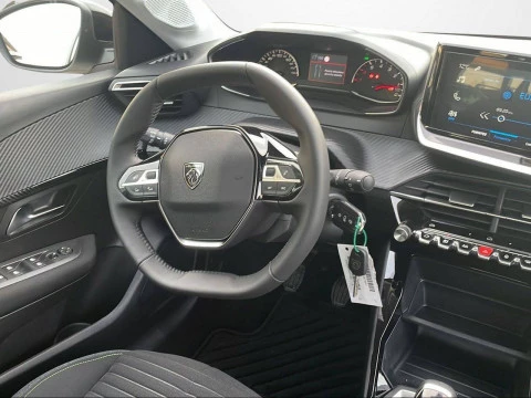 Peugeot 208 Active Puretech 100