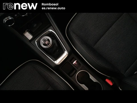 Renault Captur   TCe Techno 67kW