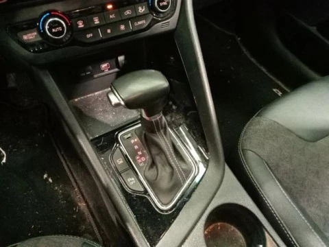 Kia Niro 1.6 GDi HEV 104kW (141CV) Drive