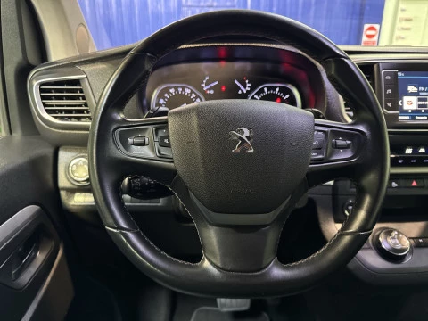 Peugeot Traveller BlueHDi 180 Business VIP Long EAT8 132 kW (180 CV)