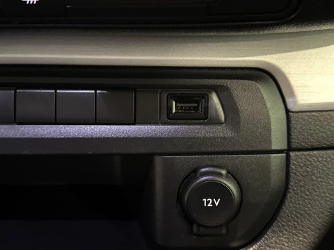 Peugeot Traveller BlueHDi 180 Business VIP Long EAT8 132 kW (180 CV)