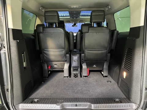 Peugeot Traveller BlueHDi 180 Business VIP Long EAT8 132 kW (180 CV)