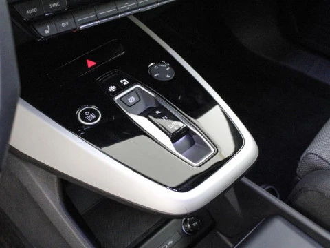 Audi Q4 e-tron BEV 82KWH 45 E-TRON GENUINE EDITION AUTO 286 5P