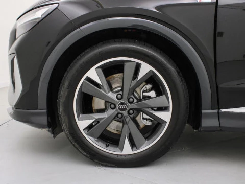 Audi Q4 e-tron AUDI Q4 SPORTBACK GENUINE EDITION 45 E-TRON 210,00 KW 77,0 KWH