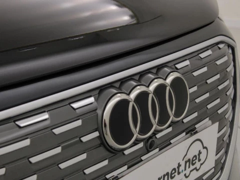 Audi Q4 e-tron AUDI Q4 SPORTBACK GENUINE EDITION 45 E-TRON 210,00 KW 77,0 KWH