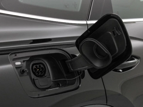 Audi Q4 e-tron AUDI Q4 SPORTBACK GENUINE EDITION 45 E-TRON 210,00 KW 77,0 KWH