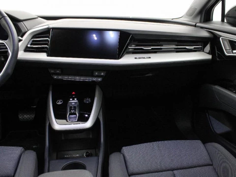 Audi Q4 e-tron AUDI Q4 SPORTBACK GENUINE EDITION 45 E-TRON 210,00 KW 77,0 KWH