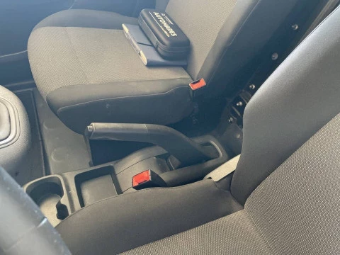 Peugeot Partner Pro Standard 600kg BlueHDi 55kW