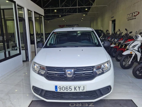 Dacia Sandero Essential 1.0 55kW (75CV)