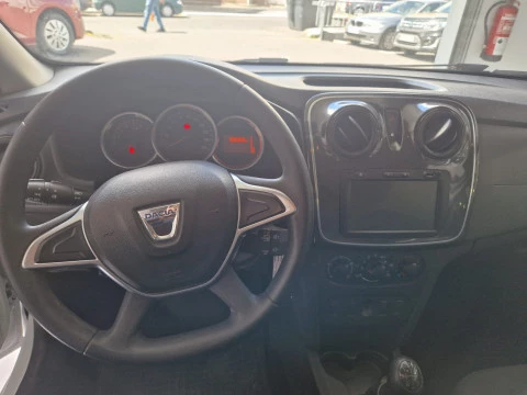 Dacia Sandero Essential 1.0 55kW (75CV)
