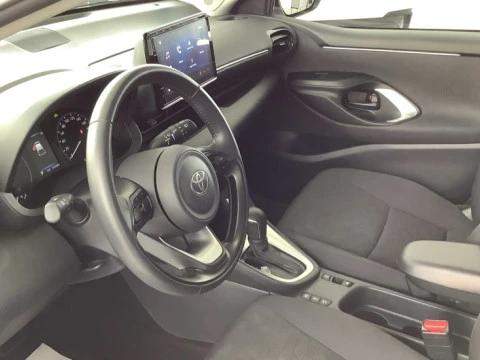 Toyota Yaris TOYOTA ACTIVE PLUS 120H