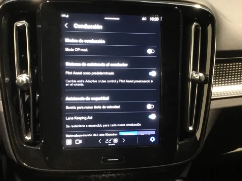 Volvo XC40 XC40 CORE B3 MILD HYBRID GASOLINA