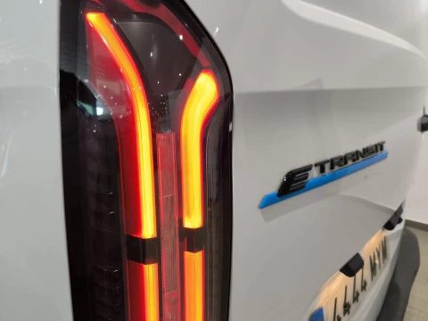 Ford Transit Custom Electrica 320 L1