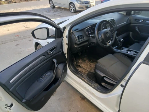 Renault Megane Equilibre Blue dCi 85 kW (115CV)