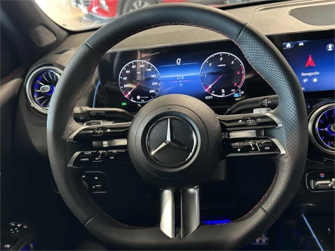 Mercedes-Benz GLB 200 d